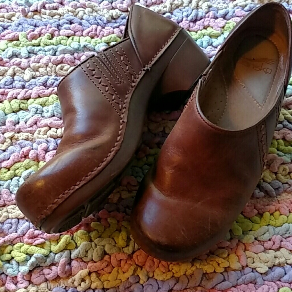 Tan Dansko clogs