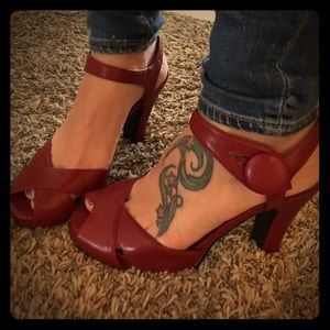 American Eagle Heels