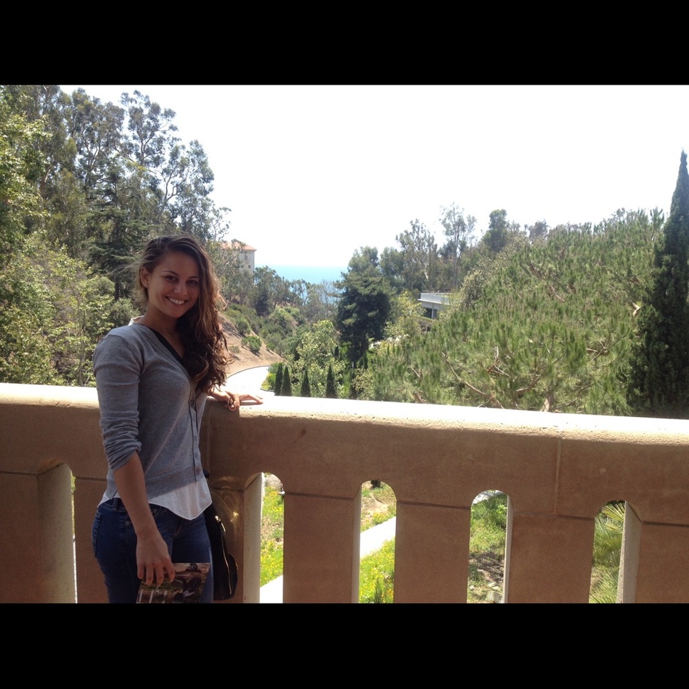 Meet your Posher, Hillary