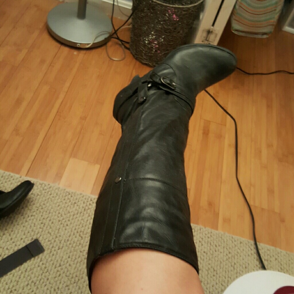 Steve madden boots medium calves