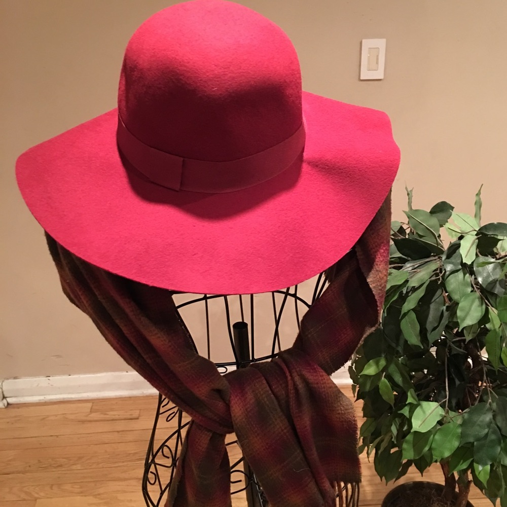 100% Wool Floppy Hat