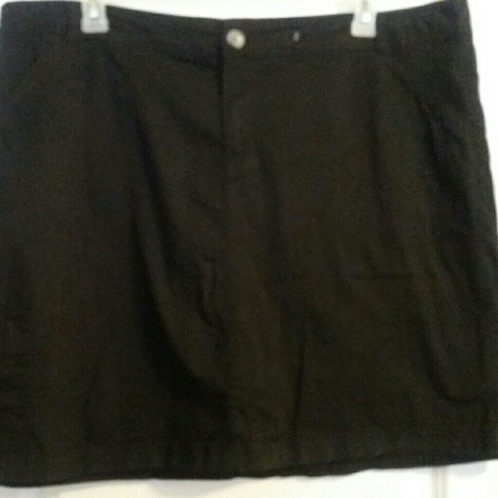 SOLD Croft and Barrow Black Skirt and Shorts Set