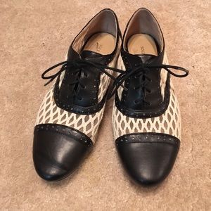 ADORABLE black and lace oxfords!