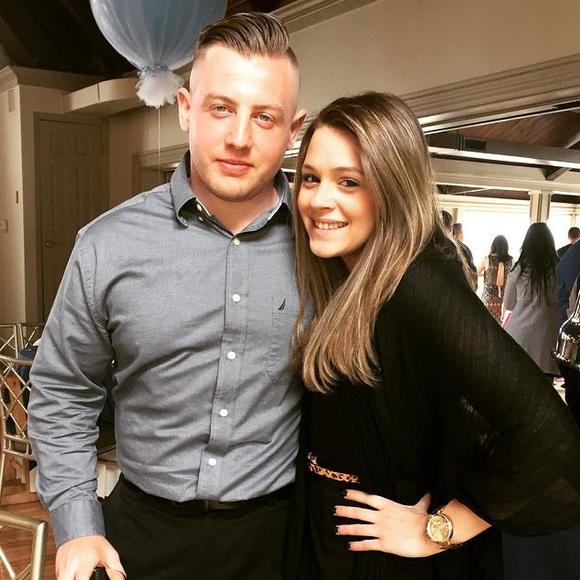 Meet your Posher, Genna - Picture 3 of 3