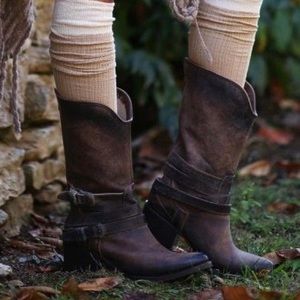 Freebird by Steve Madden Pike Bootie
