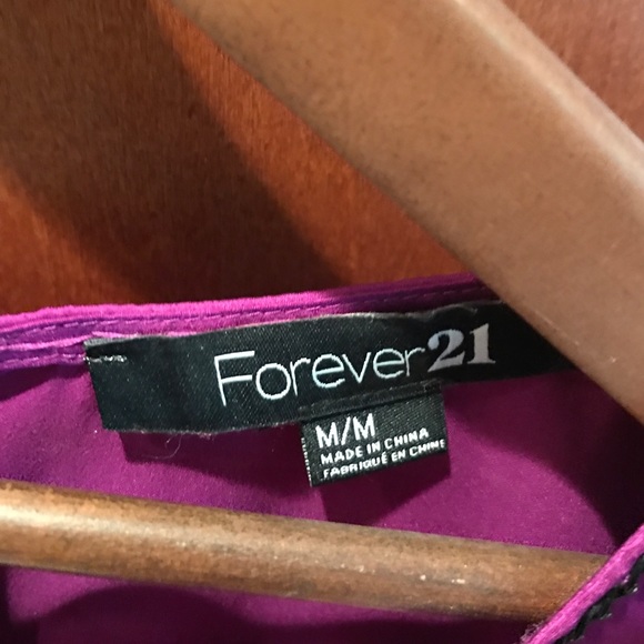 Stylish dress. - Picture 5 of 7