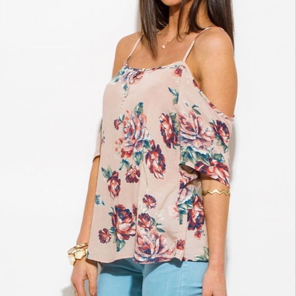 Gorgeous Floral Printed Off Shoulder Top - Picture 4 of 5