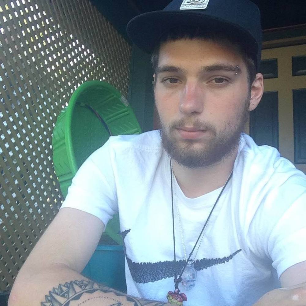 Meet your Posher, Ray