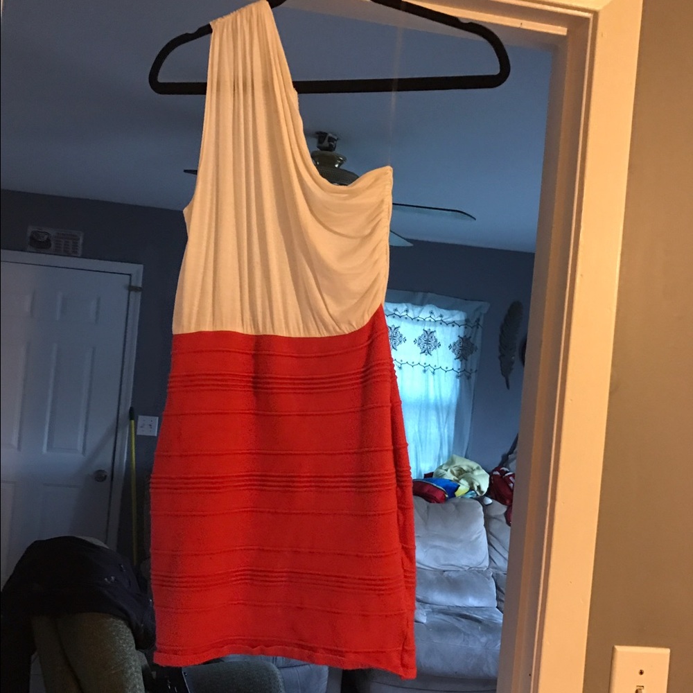 One shoulder dress