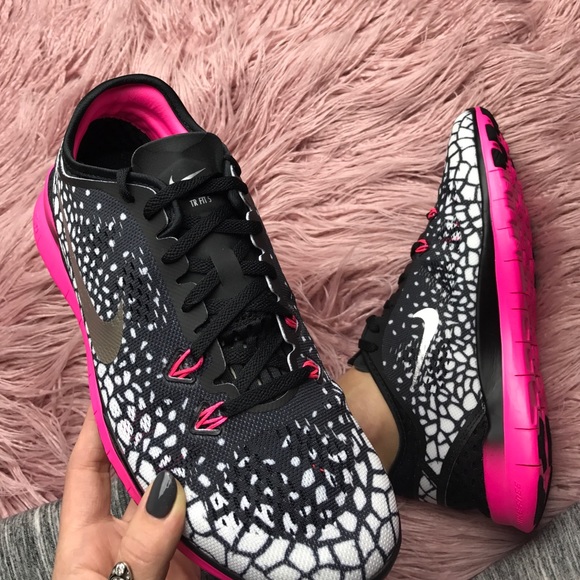 NWT Nike free print silver swoosh - Picture 2 of 6