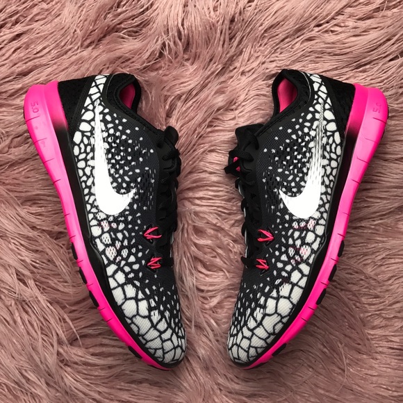 NWT Nike free print silver swoosh - Picture 4 of 6