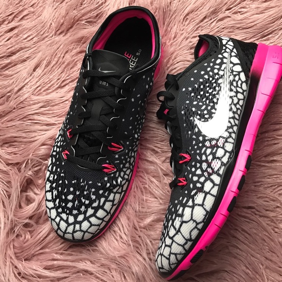 NWT Nike free print silver swoosh - Picture 5 of 6