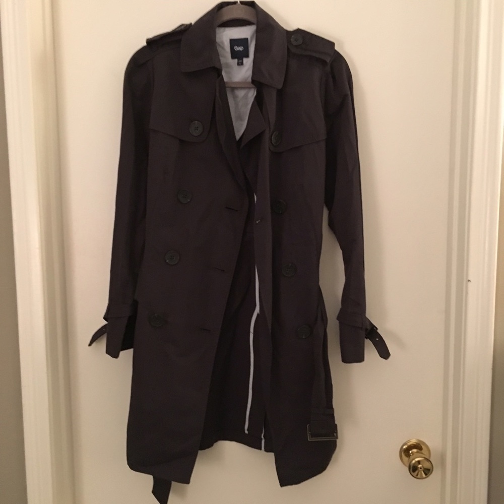 Gap trench coat