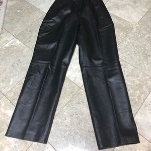 🎉HOST PICK 🎉Jessica Holbrook leather pants👖