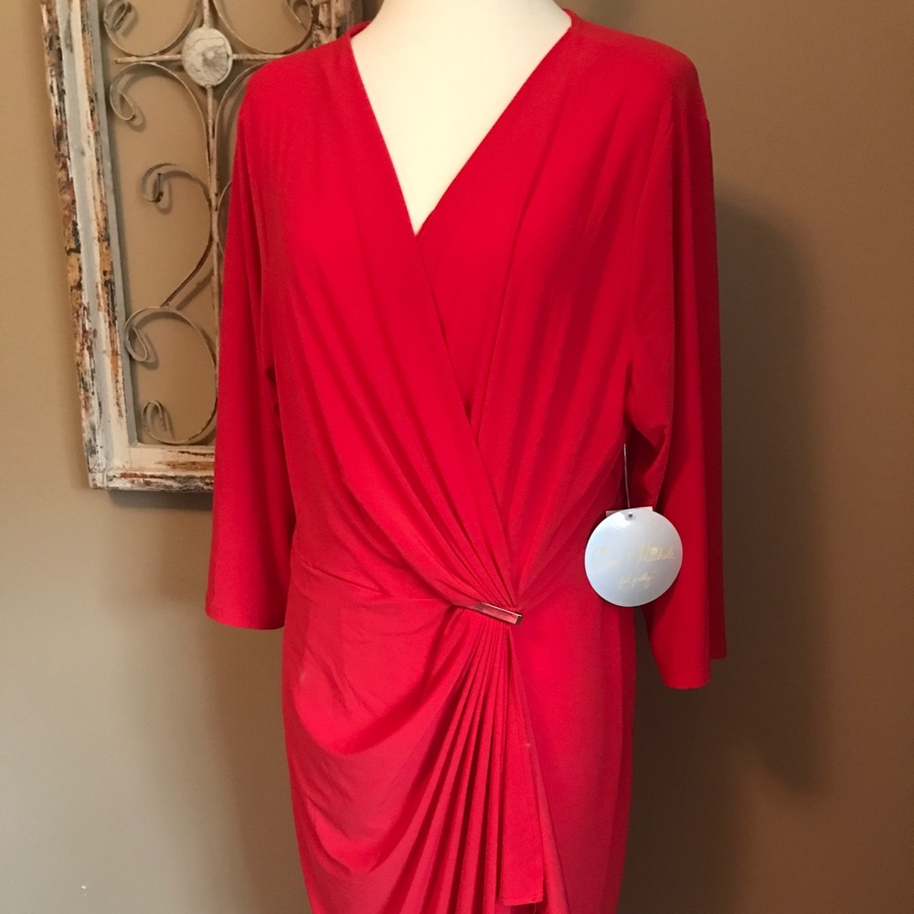 🆕Sexy Flattering Red Dress