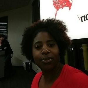 Meet your Posher, Anndreia