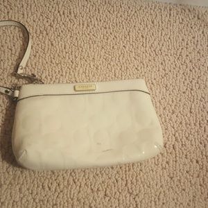 Wrist purse