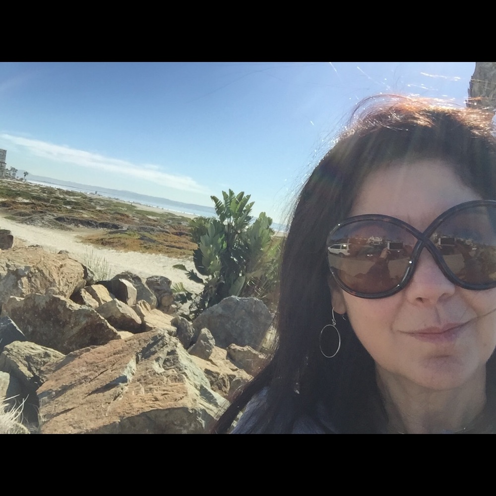 Meet your Posher, Tania