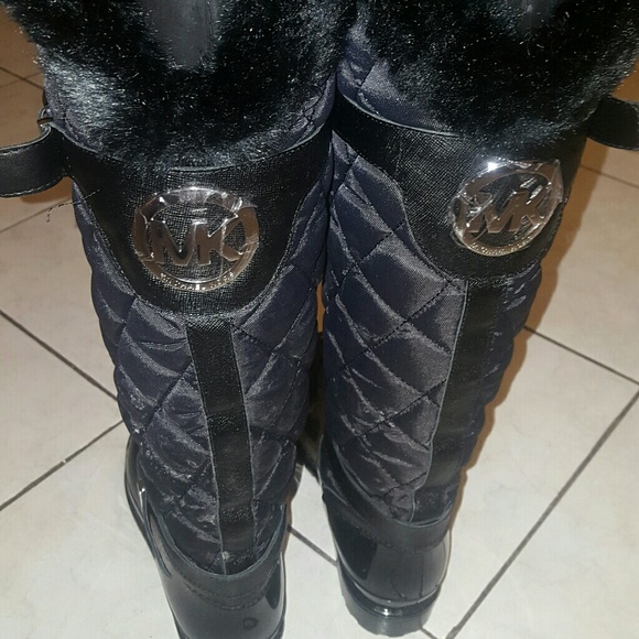 Michael Kohrs Classy Quilted Rainboots size 6 - Picture 3 of 5