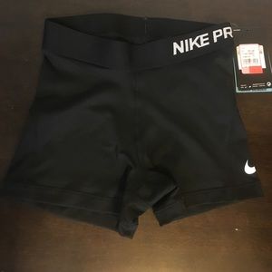 NIKE PRO SHORTS