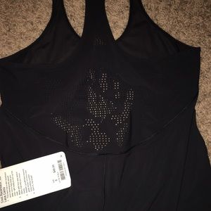 NWT lace cool racerback spec edition