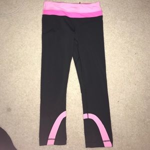 Lululemon run inspire crop