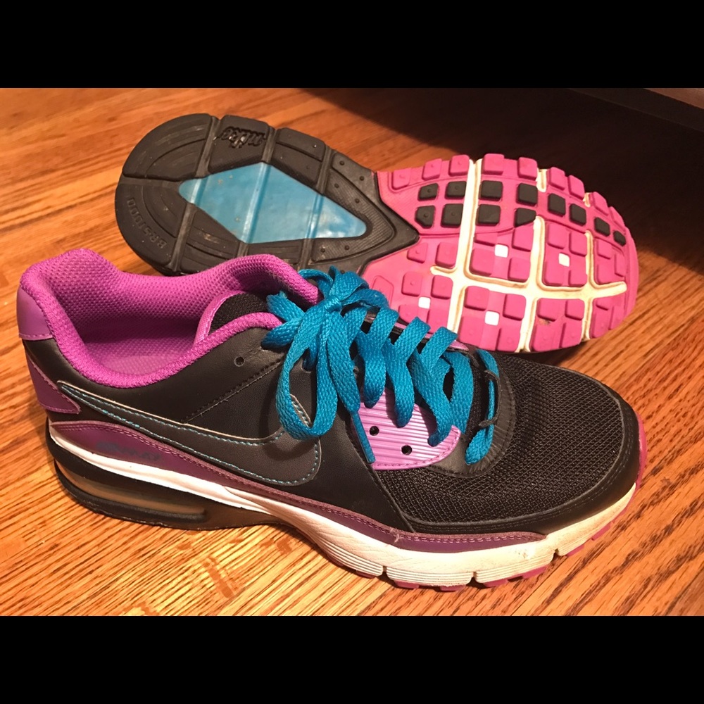 Nike Air Captivate