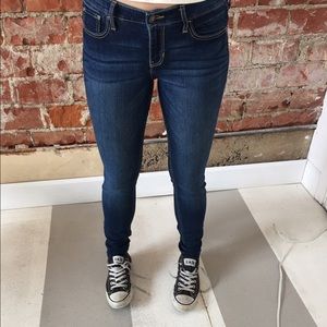 Hollister Super Skinny Jeans