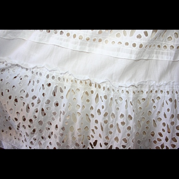 🌾BCBG MaxAzria WHITE SUMMER DRESS 🌻 - Picture 5 of 6