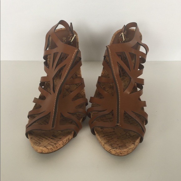 BCBG tan wedges - Picture 2 of 6