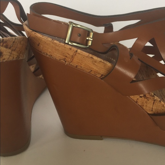 BCBG tan wedges - Picture 5 of 6
