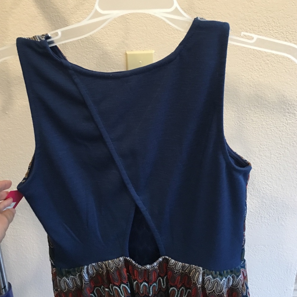 Pattern dress - Picture 2 of 3
