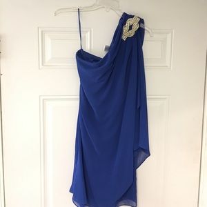 One shoulder dress