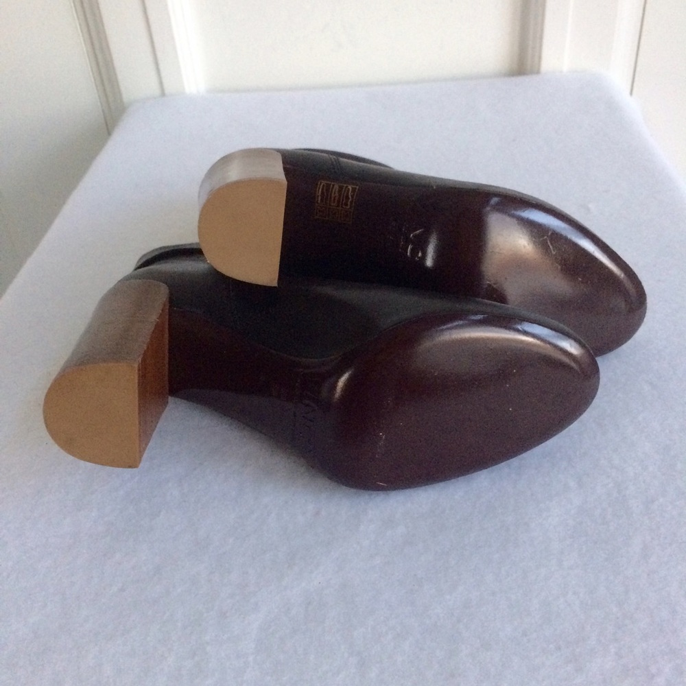 Vince Chase Italian Leather Boots - Picture 3 of 8
