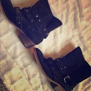 Ankle cowgirl boots size 9