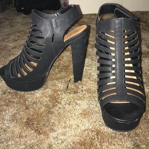 Thick black strappy heels