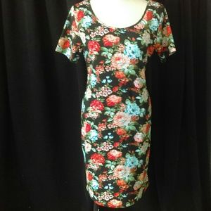 *Host Pick* Garden of Roses Floral midi dress