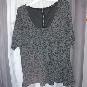 Half sleeve peplum top