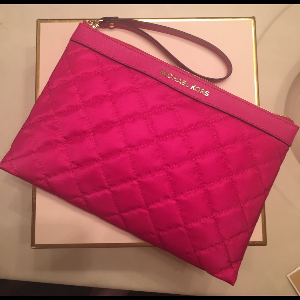 Michael Kors Clutch 💗