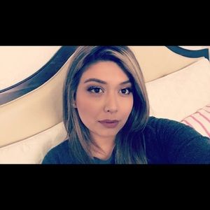 Meet your Posher, Paola