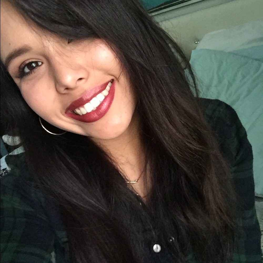 Meet your Posher, Ivy