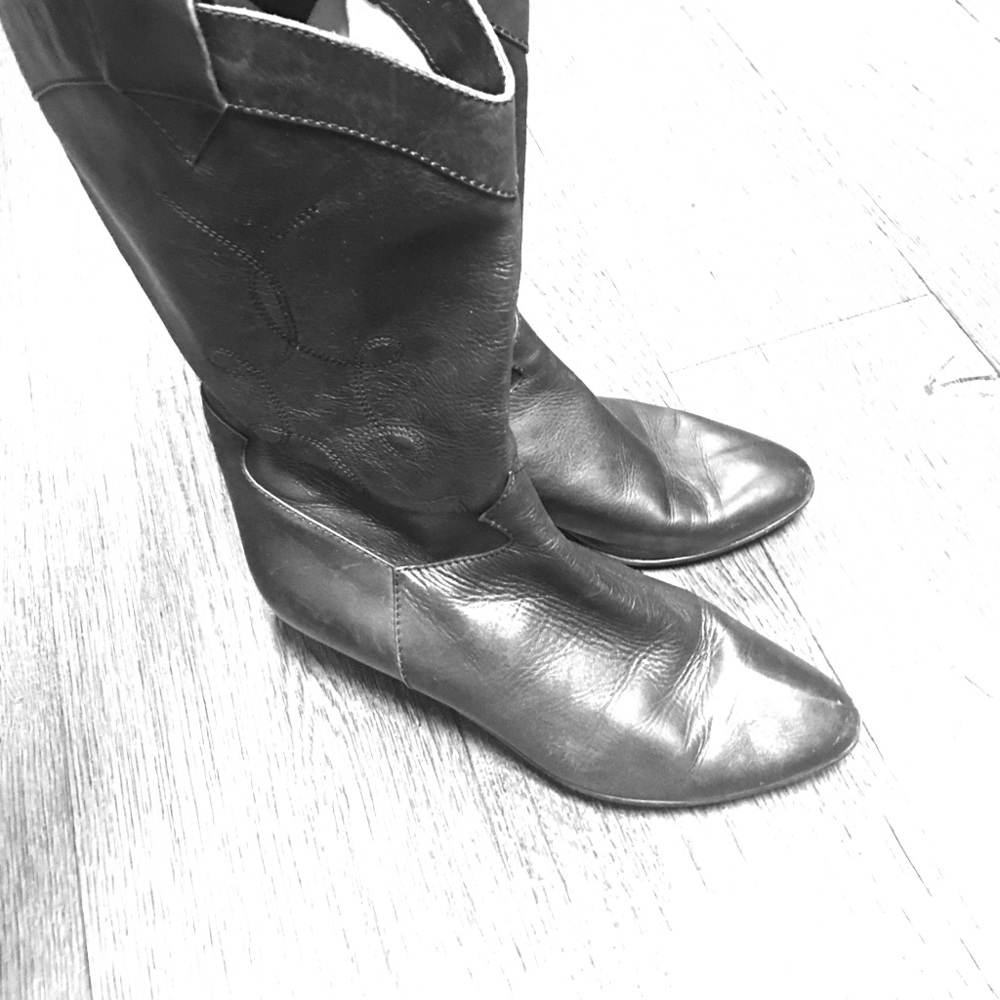 Black Boots