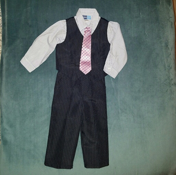 FOUR PIECE OUTFIT - Picture 1 of 4