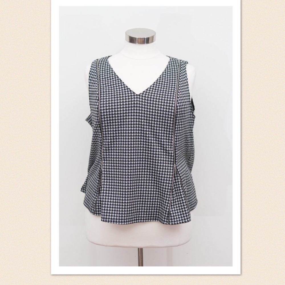 Lane Bryant - Black & White Zip Vest - Size 22/24