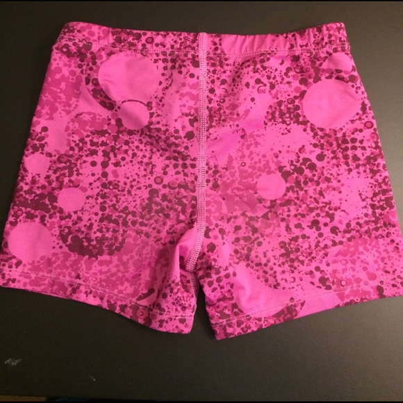 Pink splatter paint spandex workout shorts - Picture 2 of 3