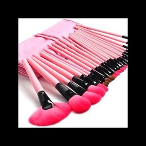 🌷🌷New 🌷🌷24pcs Makeup Brushes Set