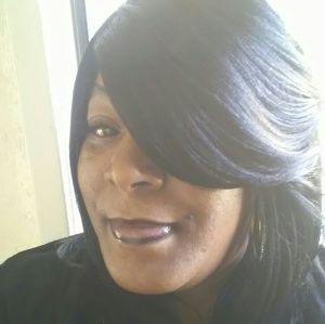 Meet your Posher, Misti