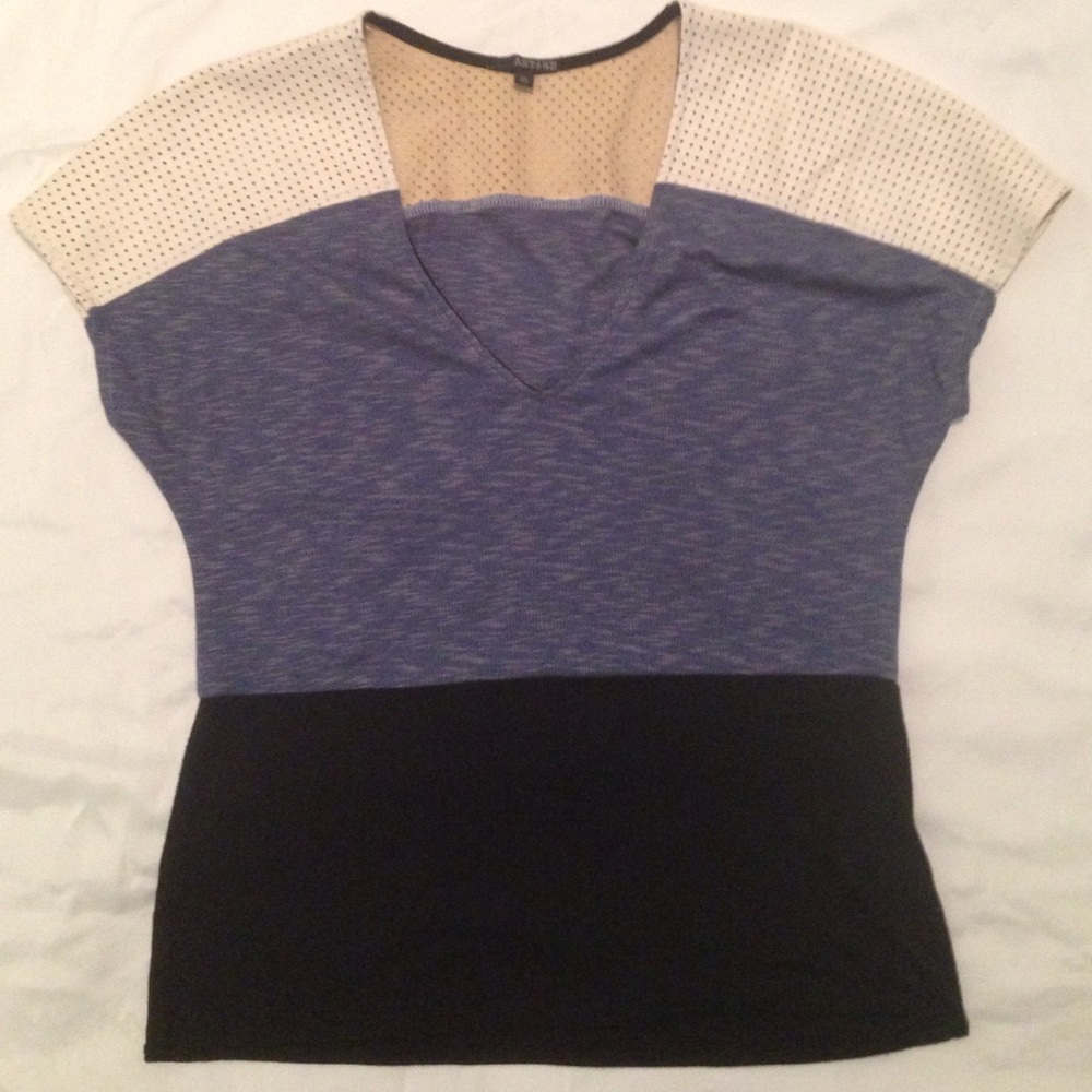 Astars block colored top