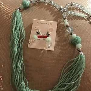 Necklace and earrings(set)