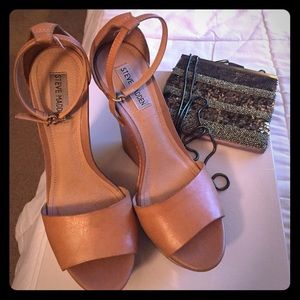 Steve Madden Women's size U.S. 7.5 Beige Wedges